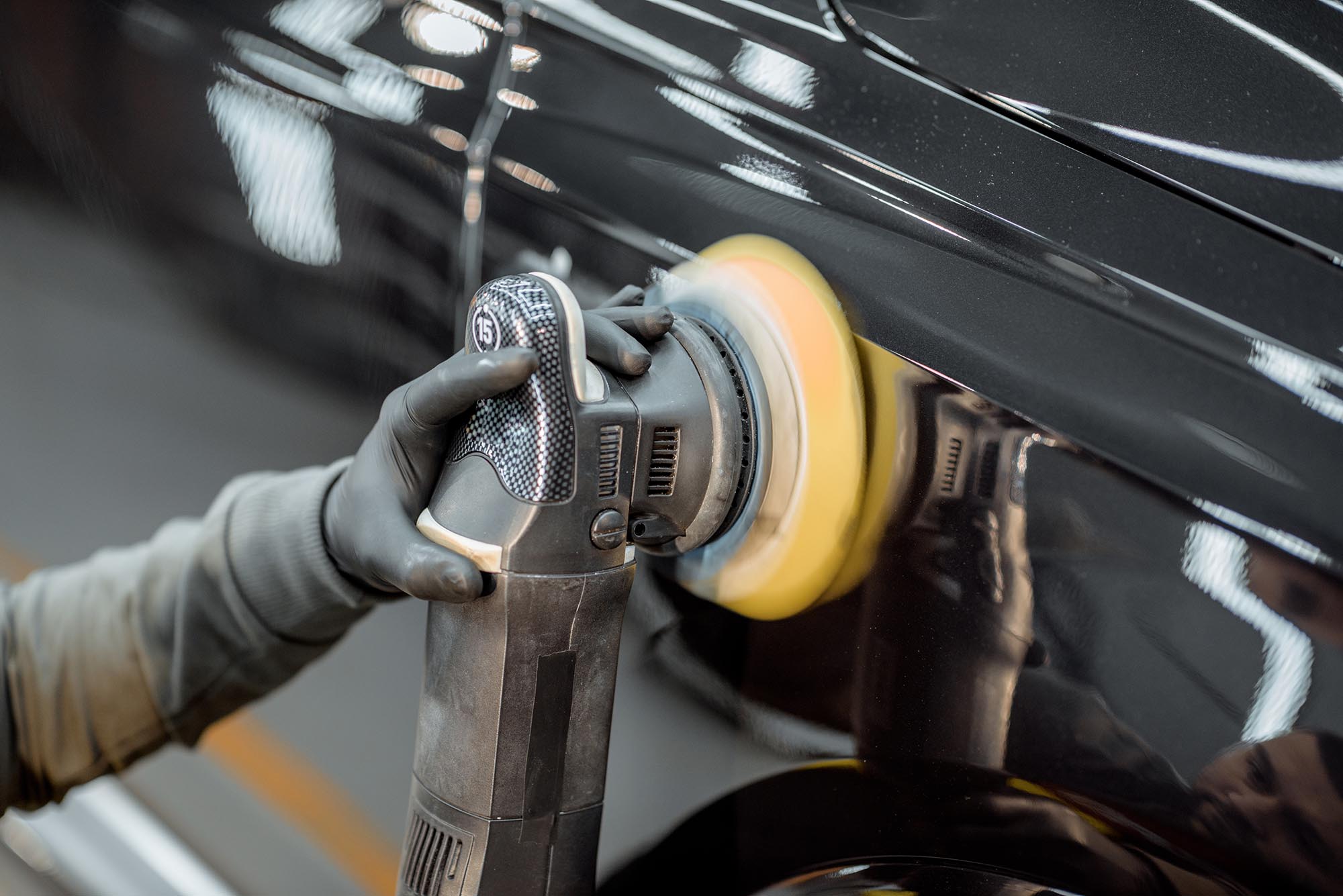 Professional vehicle body polishing